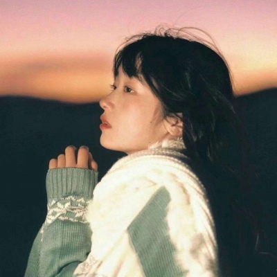 2025成熟女生头像图片