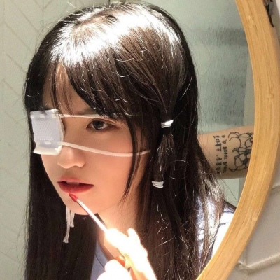 2025最火女生头像干净图片