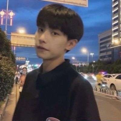 抖音2025最火情侣头像