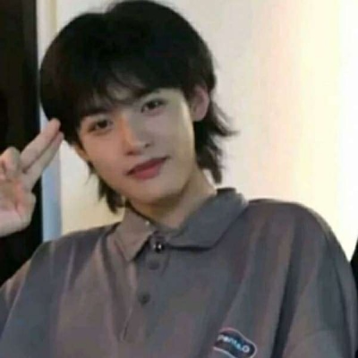 抖音最火2025男生头像霸气高清图片