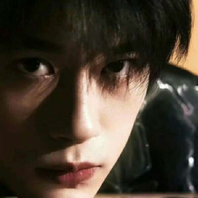 2025最火男头