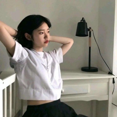 2025年最流行的女生头像真人