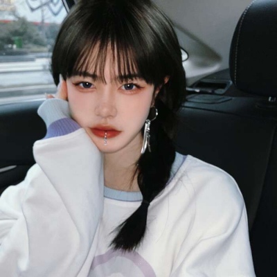 2025热门女生头像图片