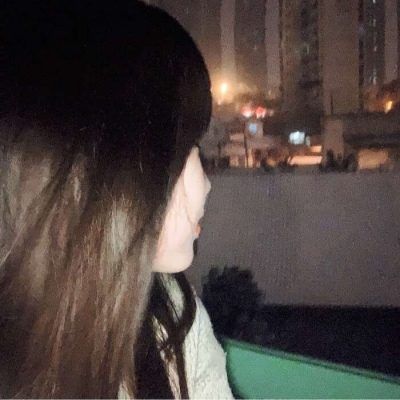 2025热门女生头像图片