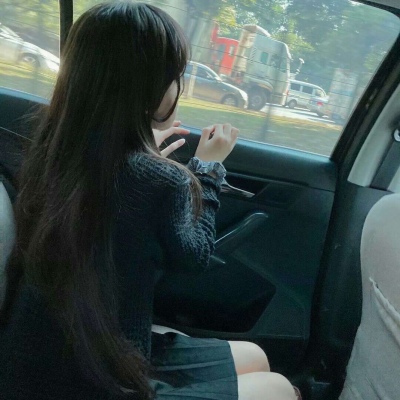 2025背影头像女
