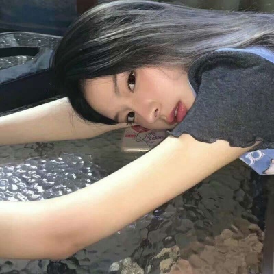 2025霸气女头像