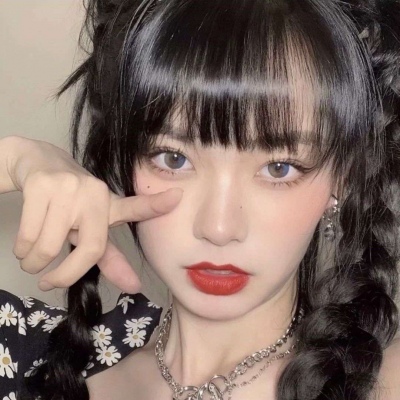 2025女生头像霸气范