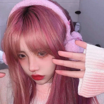 2025年适合女生用的头像图片
