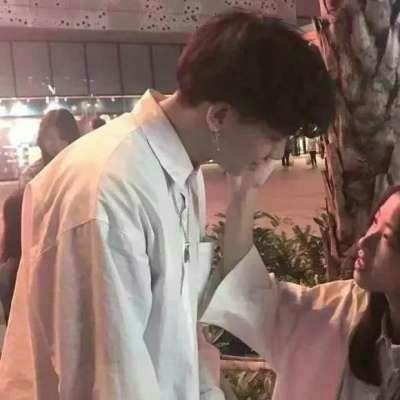 真人一对两张明显微信情头