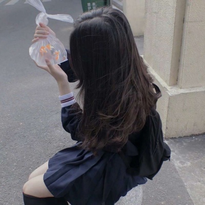 2025背影头像女