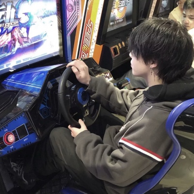 2025年新头像男生照片