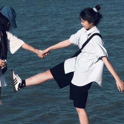 2025流行闺蜜头像两人