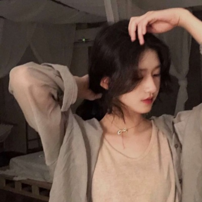 2025超酷女头
