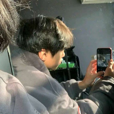 头像图片2025流行男生