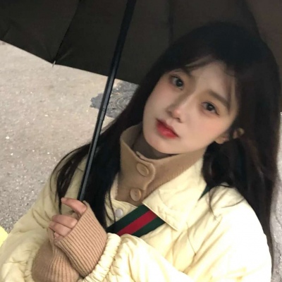 2025最火女生头像高清照片