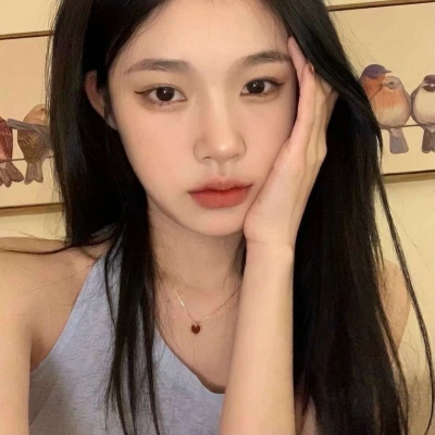 2025年女生最新头像图片