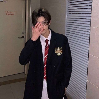 2025优质男头