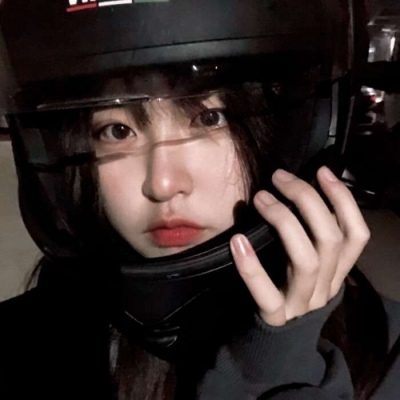 2025热门女生头像图片