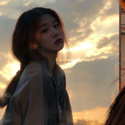 2025个性非主流微信头像女