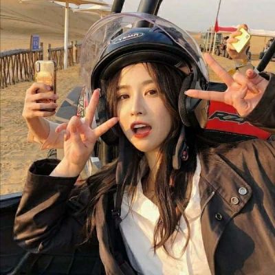 2025新款女生真人微信头像