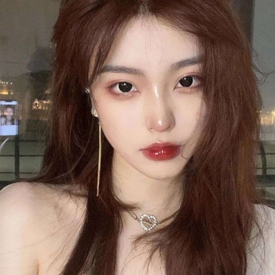 2025年适合女生用的头像图片