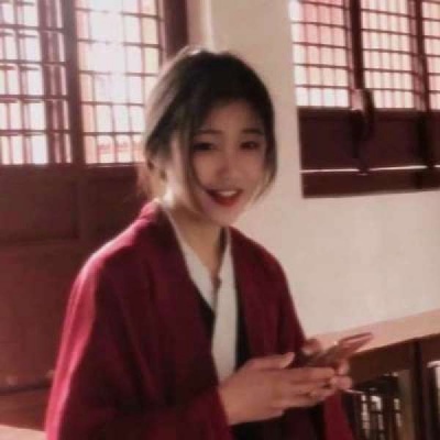 红色系真人高清女生微信头像