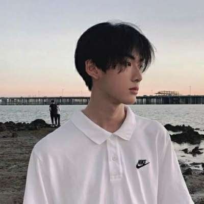 2025好看的男头