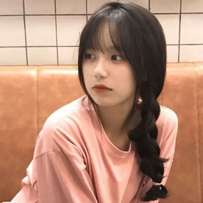 QQ头像图片2025最火爆女