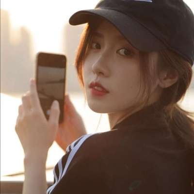 2025干净女头