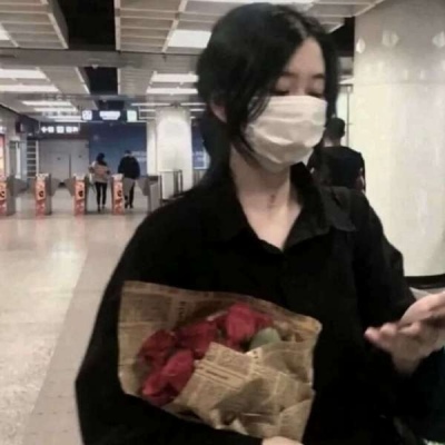 2025超酷女头