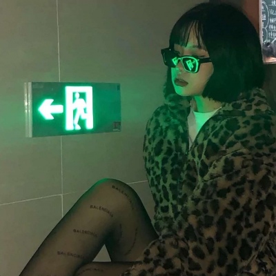 2025女生酷头像