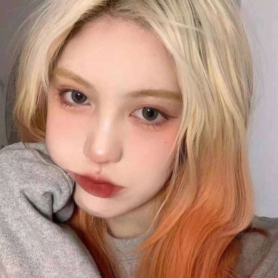 2025年图片大全好看头像女