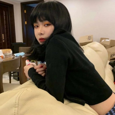2025年漂亮的微信头像女生照片
