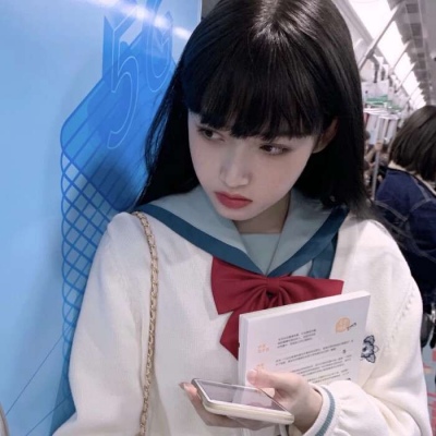 2025年最火头像女霸气范图片