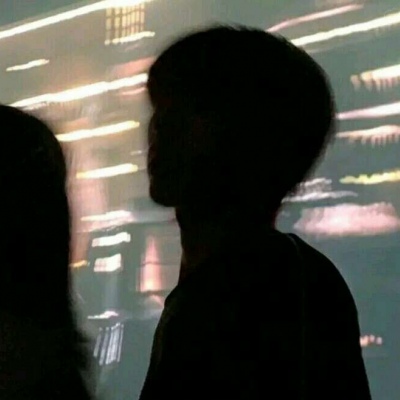 一人一半情侣头像一左一右真人