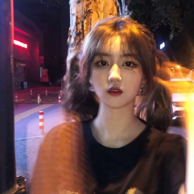 高清2025女生真人微信头像