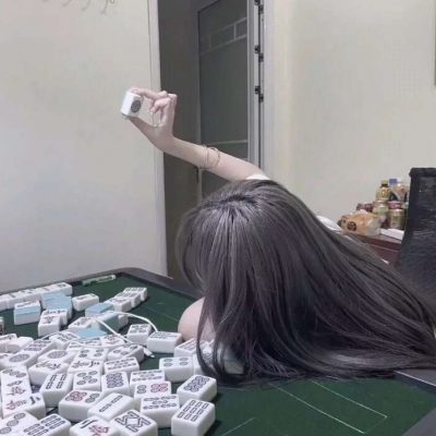 2025年最火头像转运女