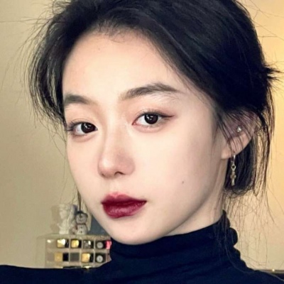 2025年最火头像图片女