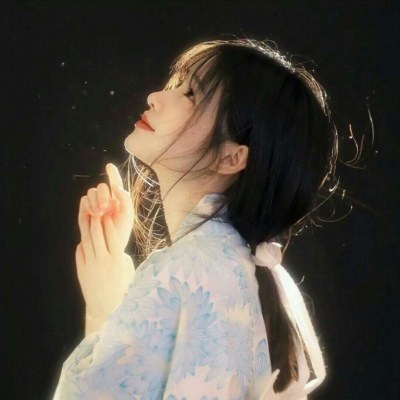 2025唯美女生头像