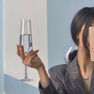 2025年最火头像图片女