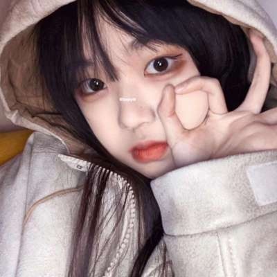2025年流行高清好看的潮流微信头像女