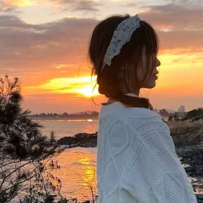 高清2025女生真人微信头像
