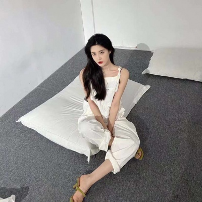 2025女生高冷霸气超拽头像图片