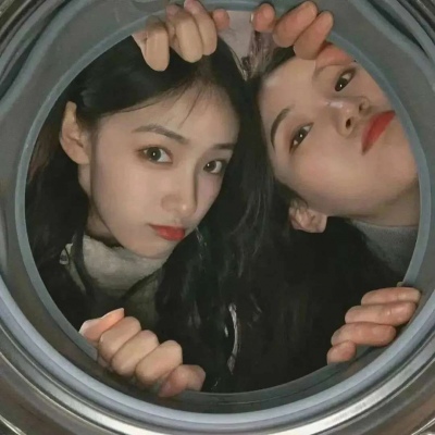 2025最火女生闺蜜头像真人图片