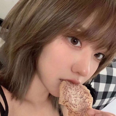 2025女生头像御姐高清图片