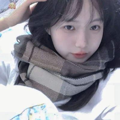 2025最潮最火女头图片