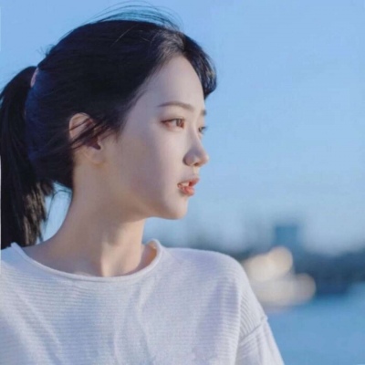 2025新款个性又时尚女生真人微信头像