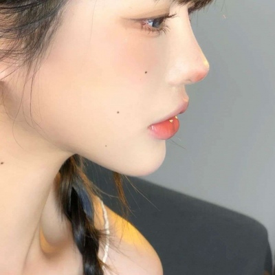 qq头像女生2025最新版潮流图片