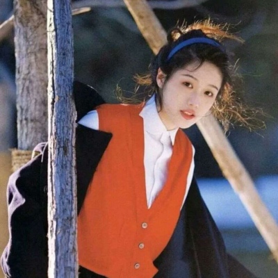 2025唯美女生头像