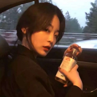 高清2025女生真人微信头像